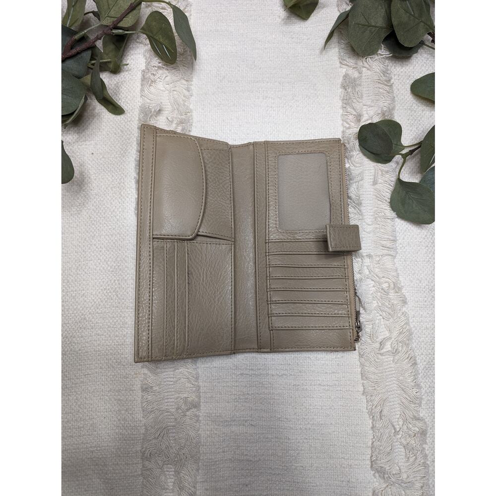 Matt & Nat Vegan Wallet in Beige - Picture 3 of 5